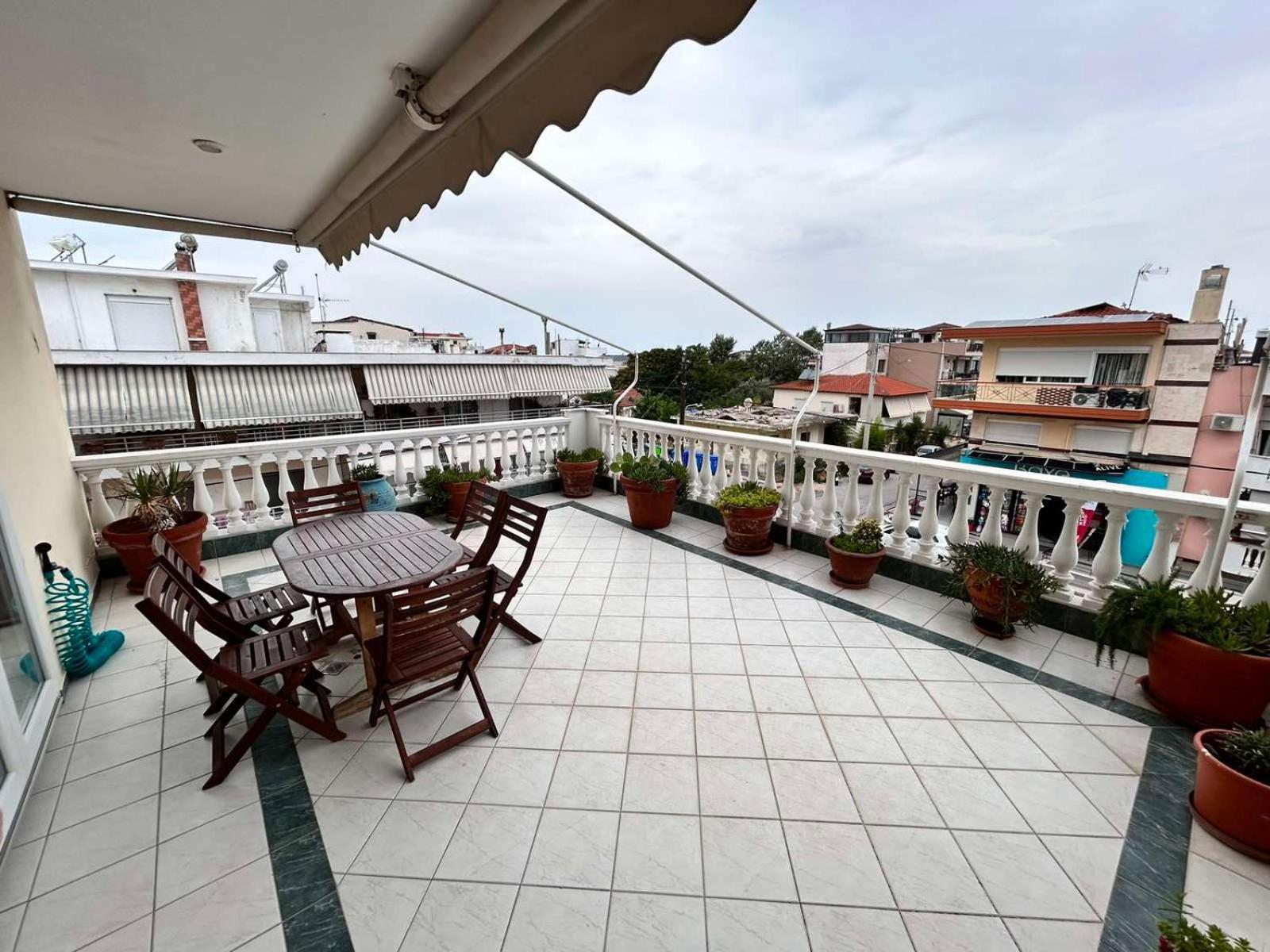 Apartment Sea Breeze Iv