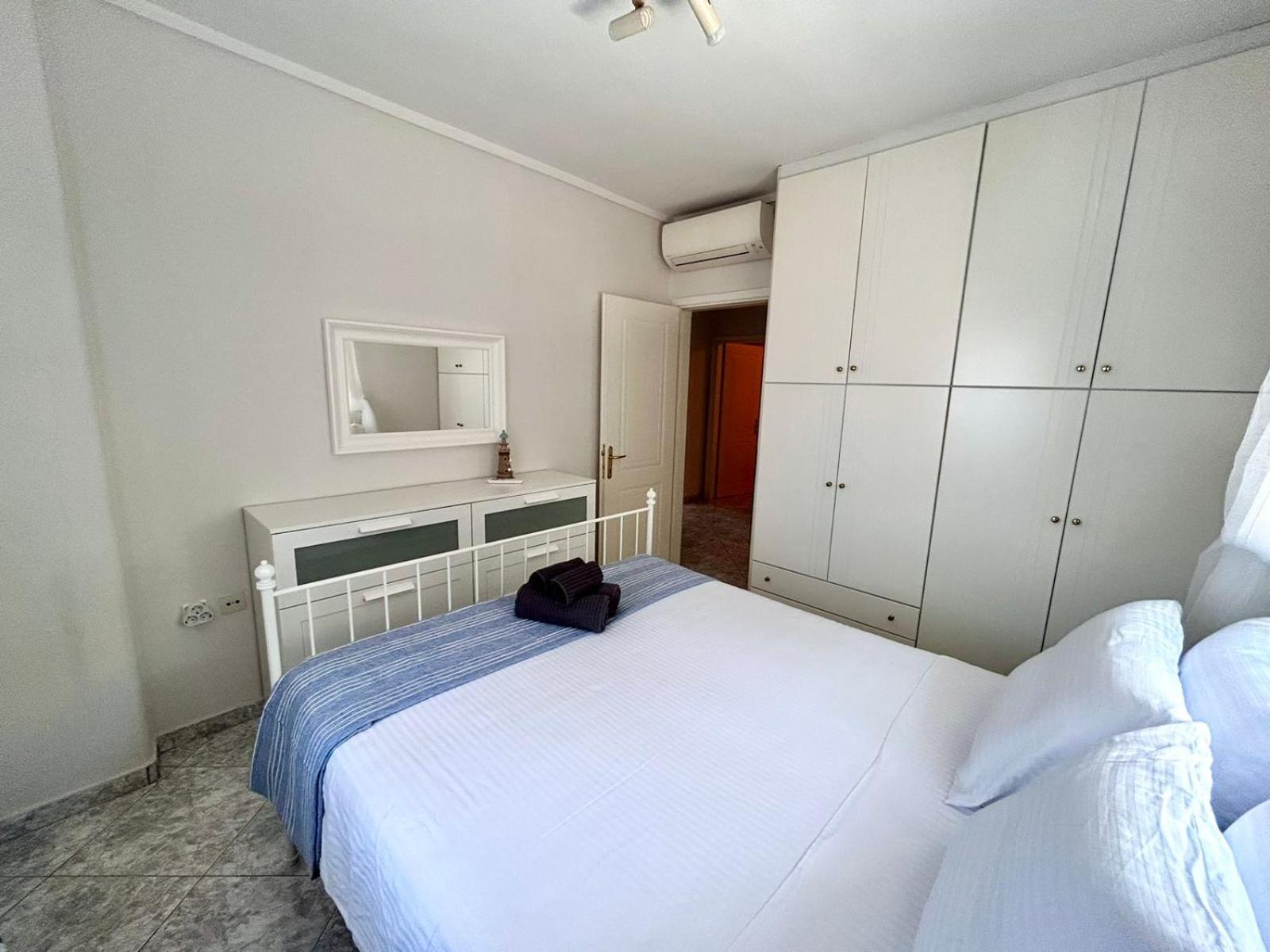 Apartment Sea Breeze Iv Skala Neon Epivaton