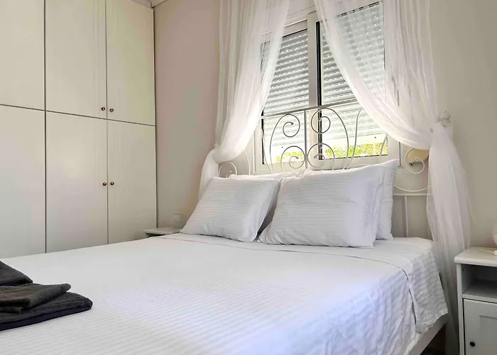 Sea Breeze IV Apartment